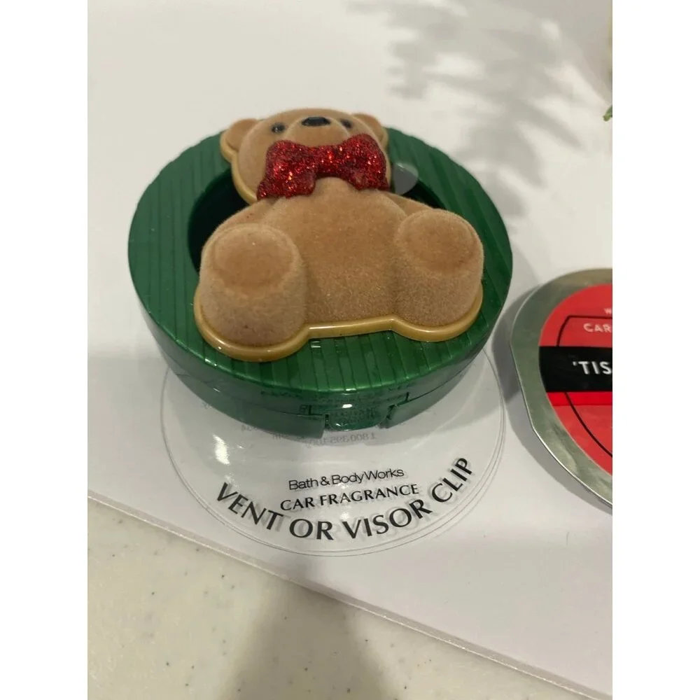 Bath & Body Works Christmas Holiday Car Vent Visor Clip with Refill